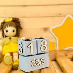 گاه شمار و تقویم چوبی آبی روشن
