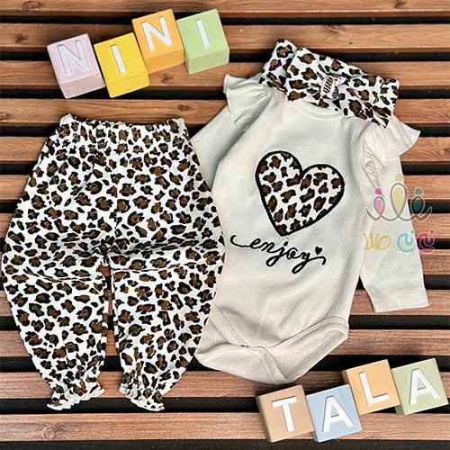 بادی-شلوار-کبریتی-پلنگی-قلبی-سفید