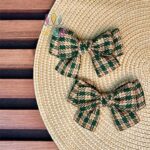 گیره-پاپیونی-چهارخانه-پشمی-سبز-کرم-دخترانه