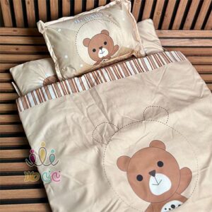 سرویس--خواب-مسافرتی-نوزاد-طرح-Hi-Baby-کرمی